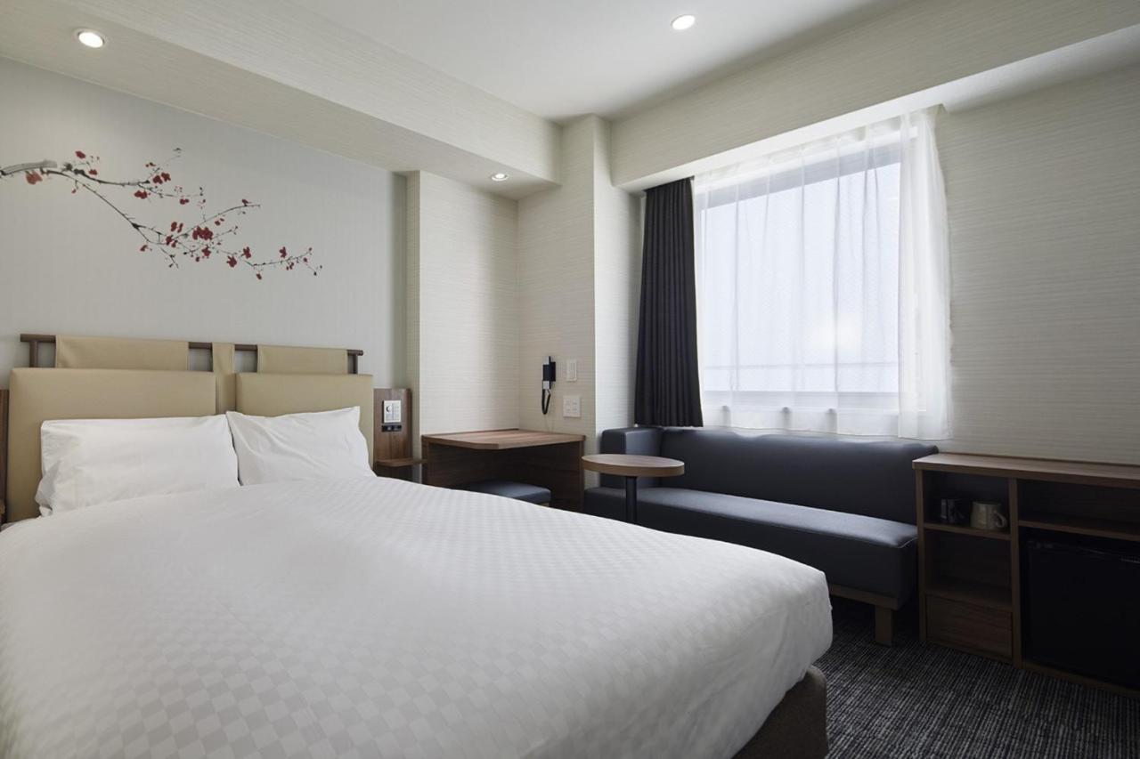 Via Inn Hakataguchi Ekimae Фукуока Экстерьер фото